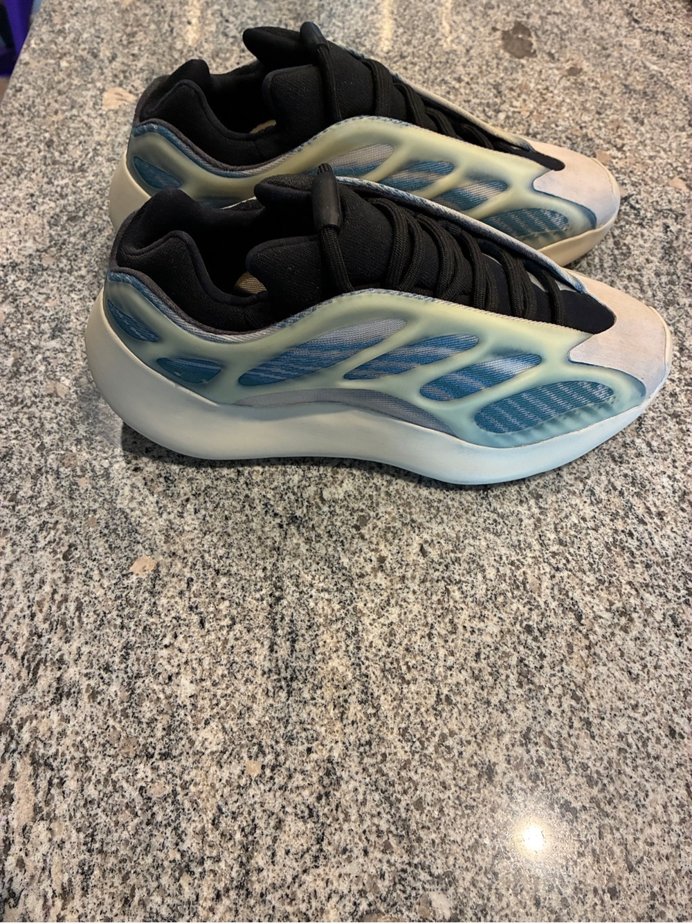 Men/Women Lightweight Blue Cream Fashion Sneakers